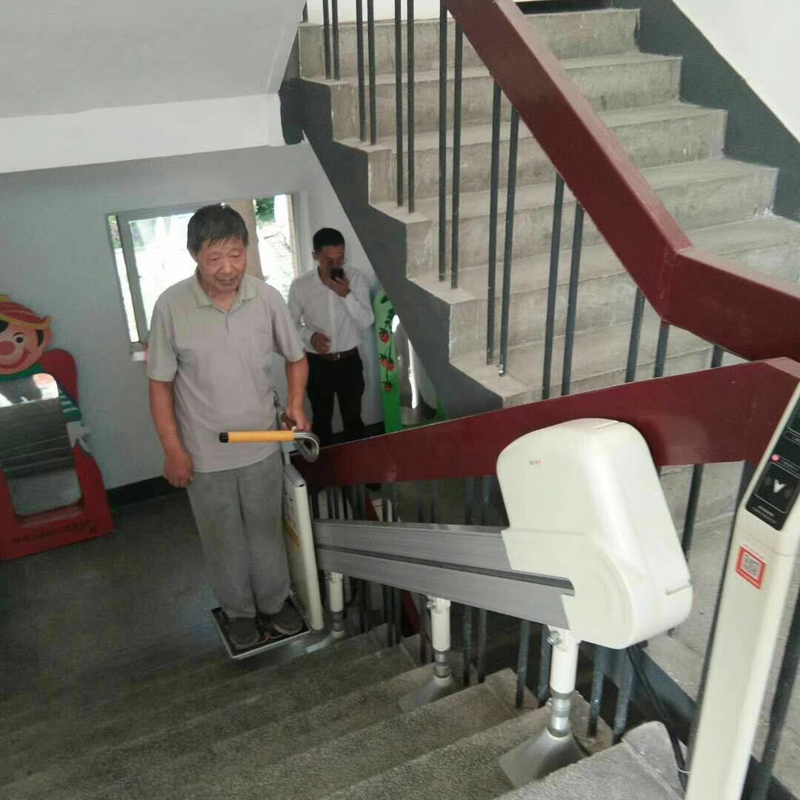 分段式斜掛升降平臺(tái)